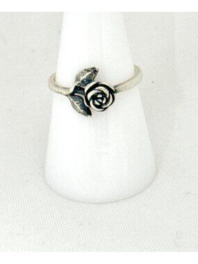 James Avery Classic Iconic Small Rose Ring Minimalistic Size 8 Signed